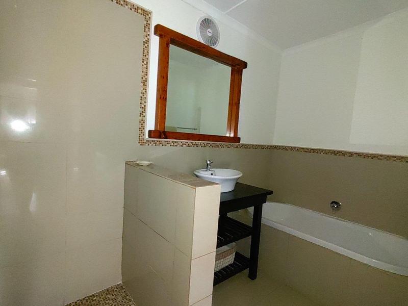 5 Bedroom Property for Sale in Prince Alfred Hamlet Western Cape